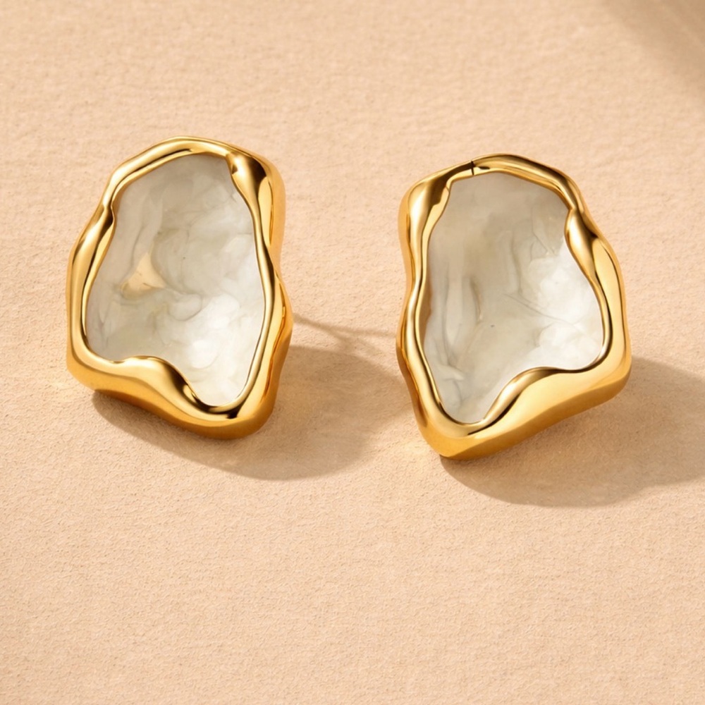White Marble Gold Plated Earrings - Picture 4 of 4
